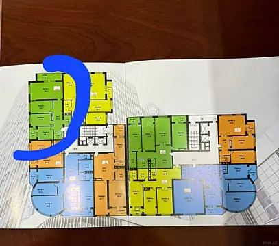 Satılır 3 otaqlı mənzil 139 m²