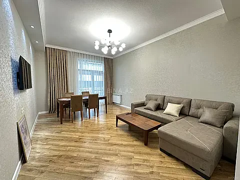 Kirayə verilir 2 otaqlı mənzil 90 m² — Bakı 2 otaq 90.00 m²