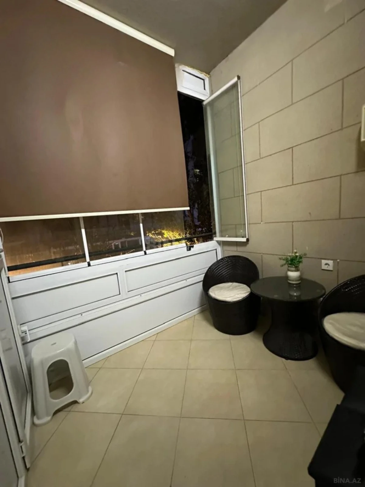 Kirayə verilir 2 otaqlı mənzil 60 m²