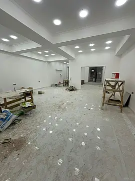Kirayə verilir obyekt 124 m²