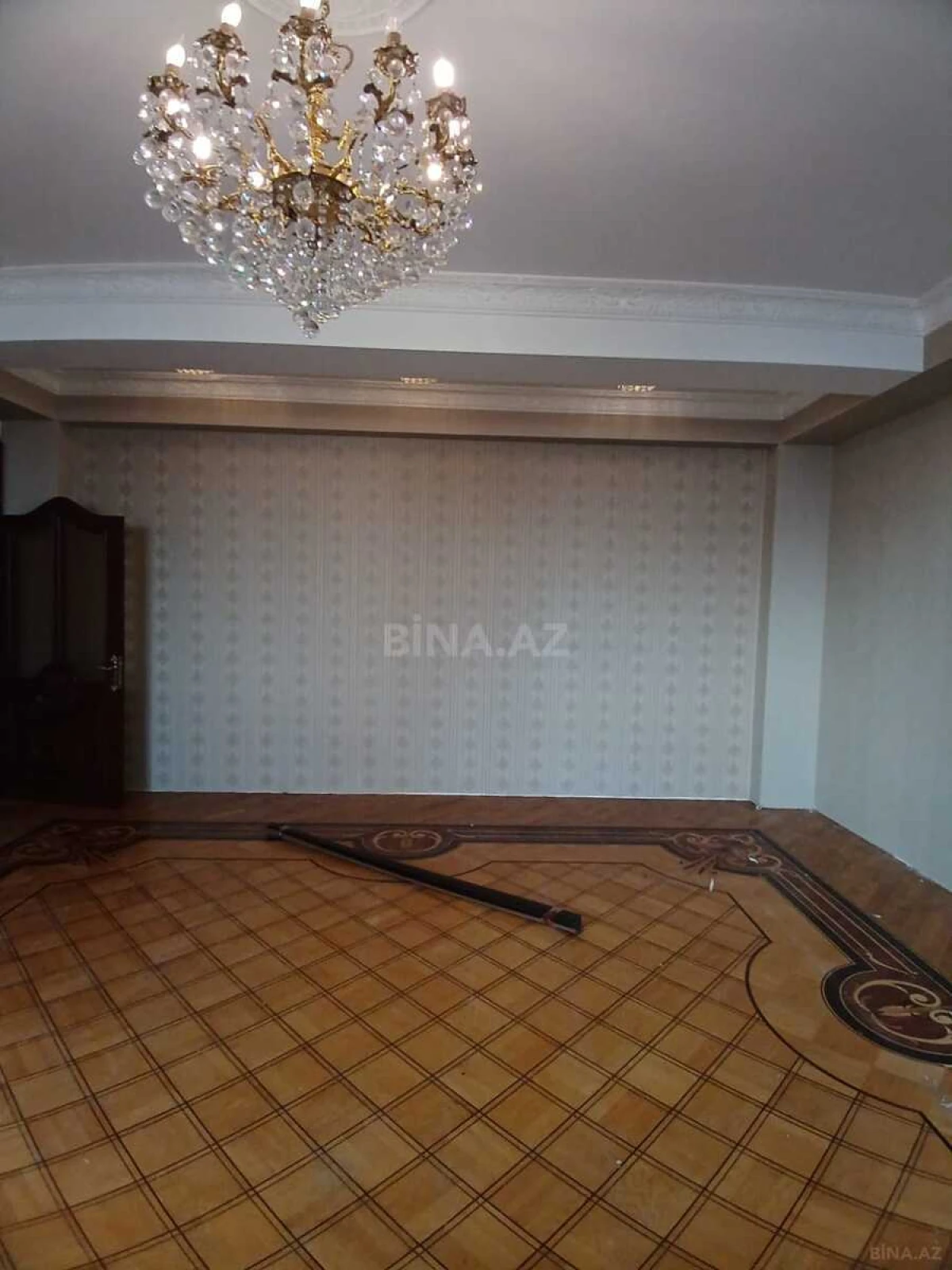 Kirayə verilir 4 otaqlı ofis 200 m²