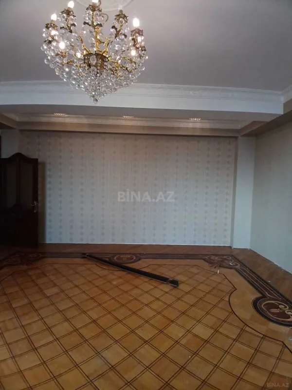 Kirayə verilir 4 otaqlı ofis 200 m²