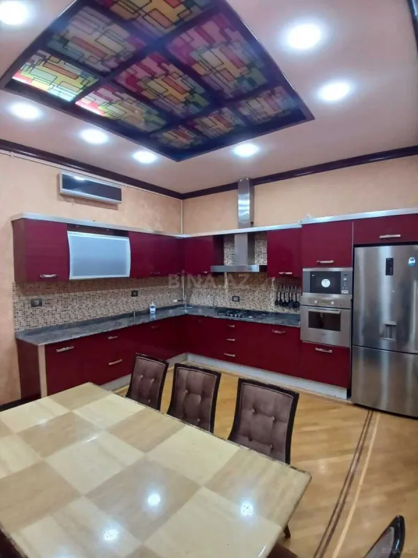 Kirayə verilir 4 otaqlı ofis 200 m²