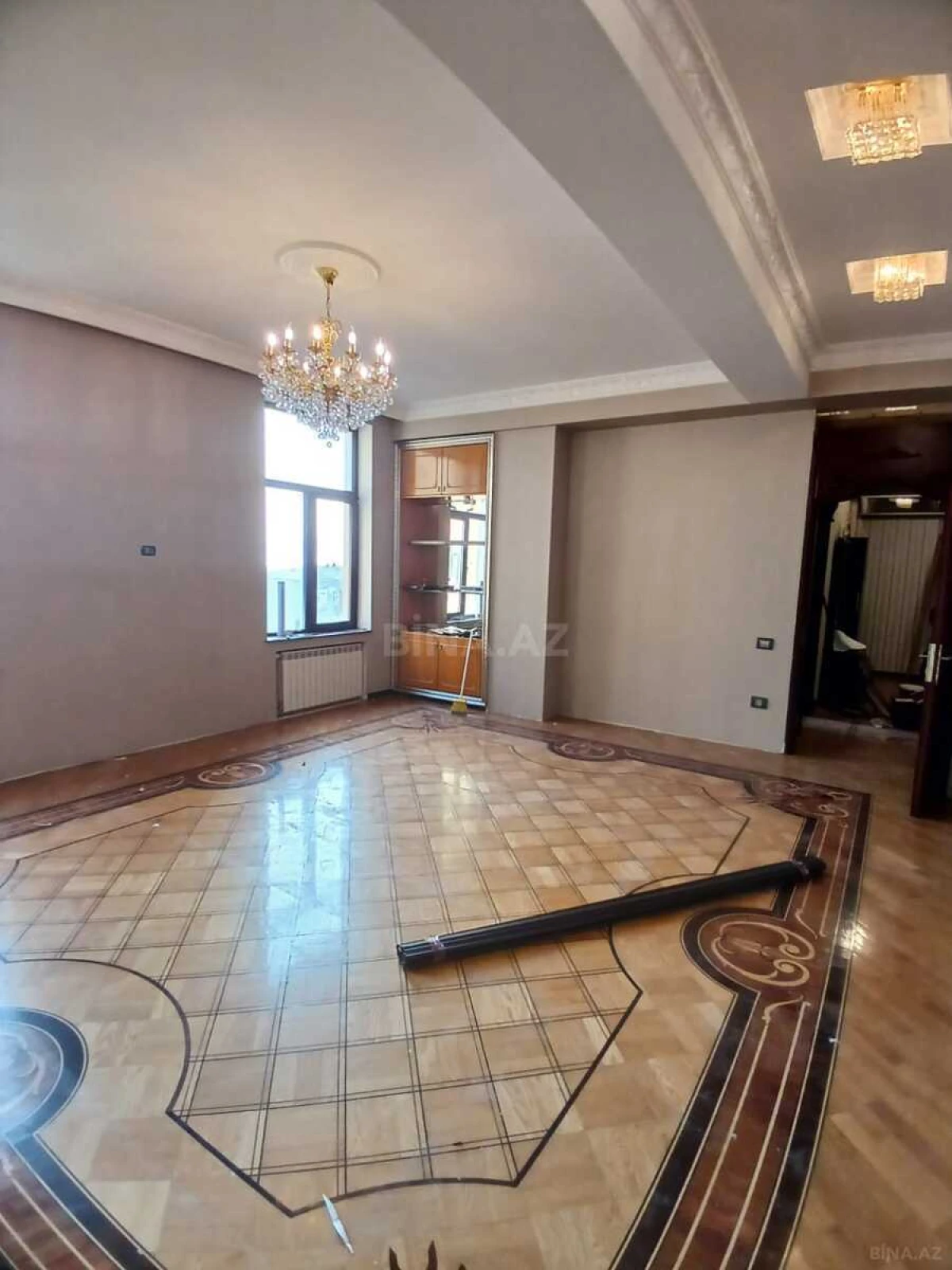Kirayə verilir 4 otaqlı ofis 200 m²