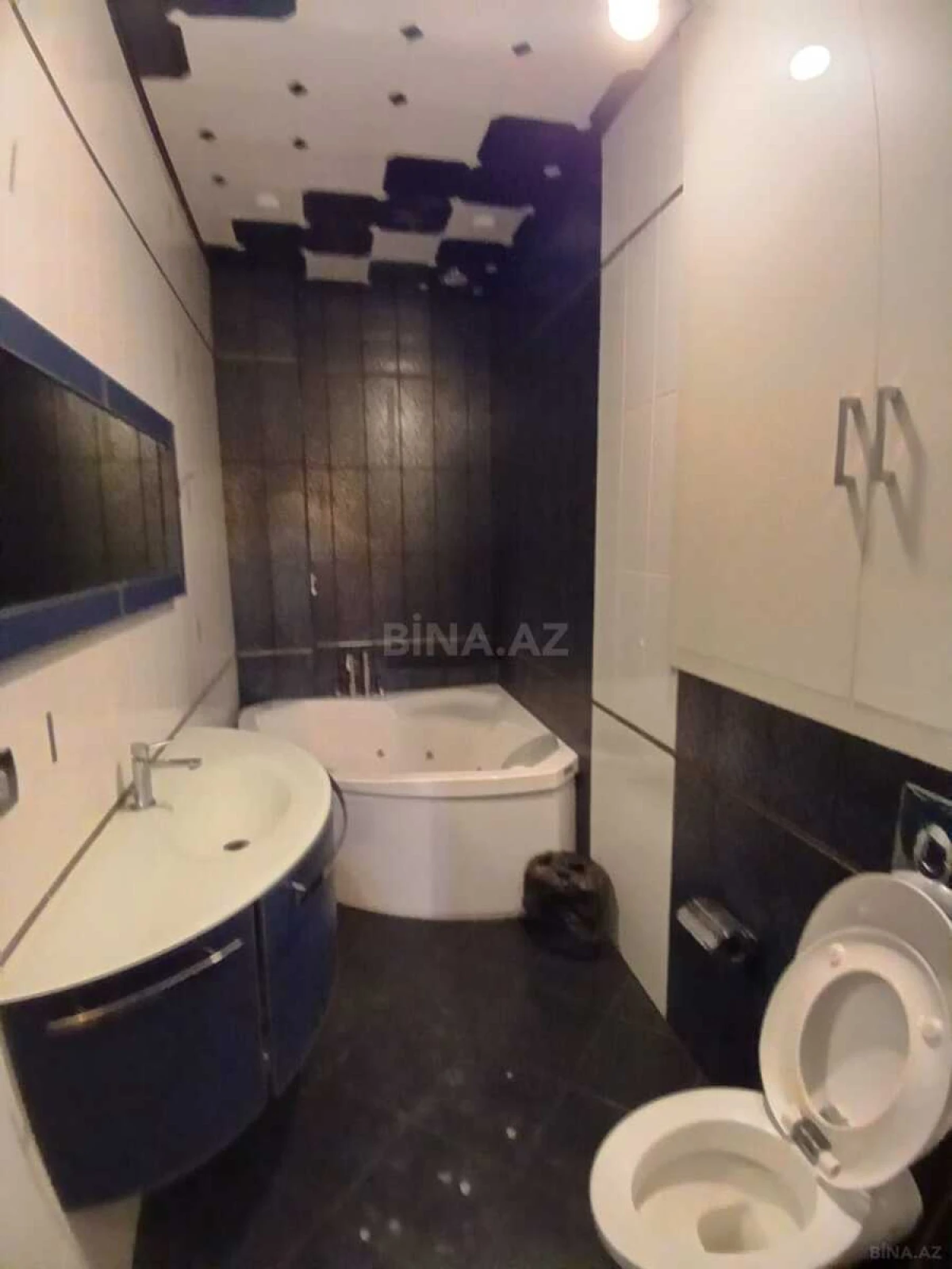 Kirayə verilir 4 otaqlı ofis 200 m²