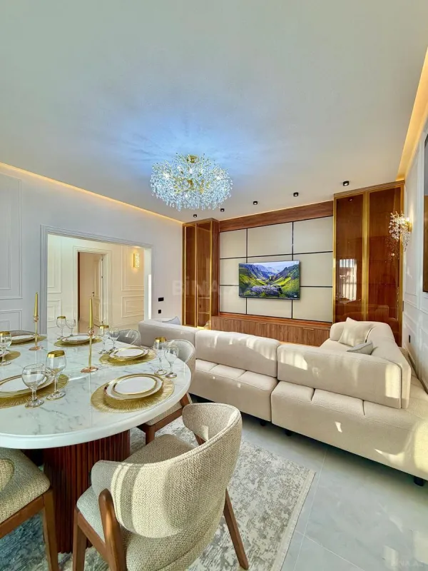 Satılır 4 otaqlı həyət evi 140 m²