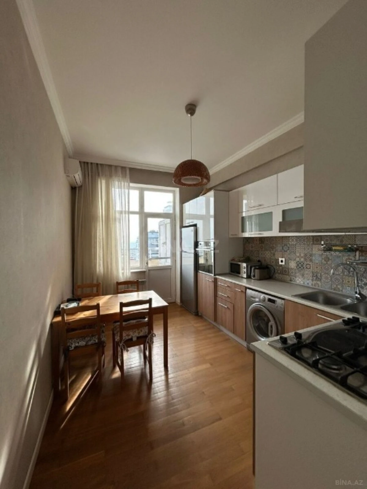 Kirayə verilir 3 otaqlı mənzil 105 m²