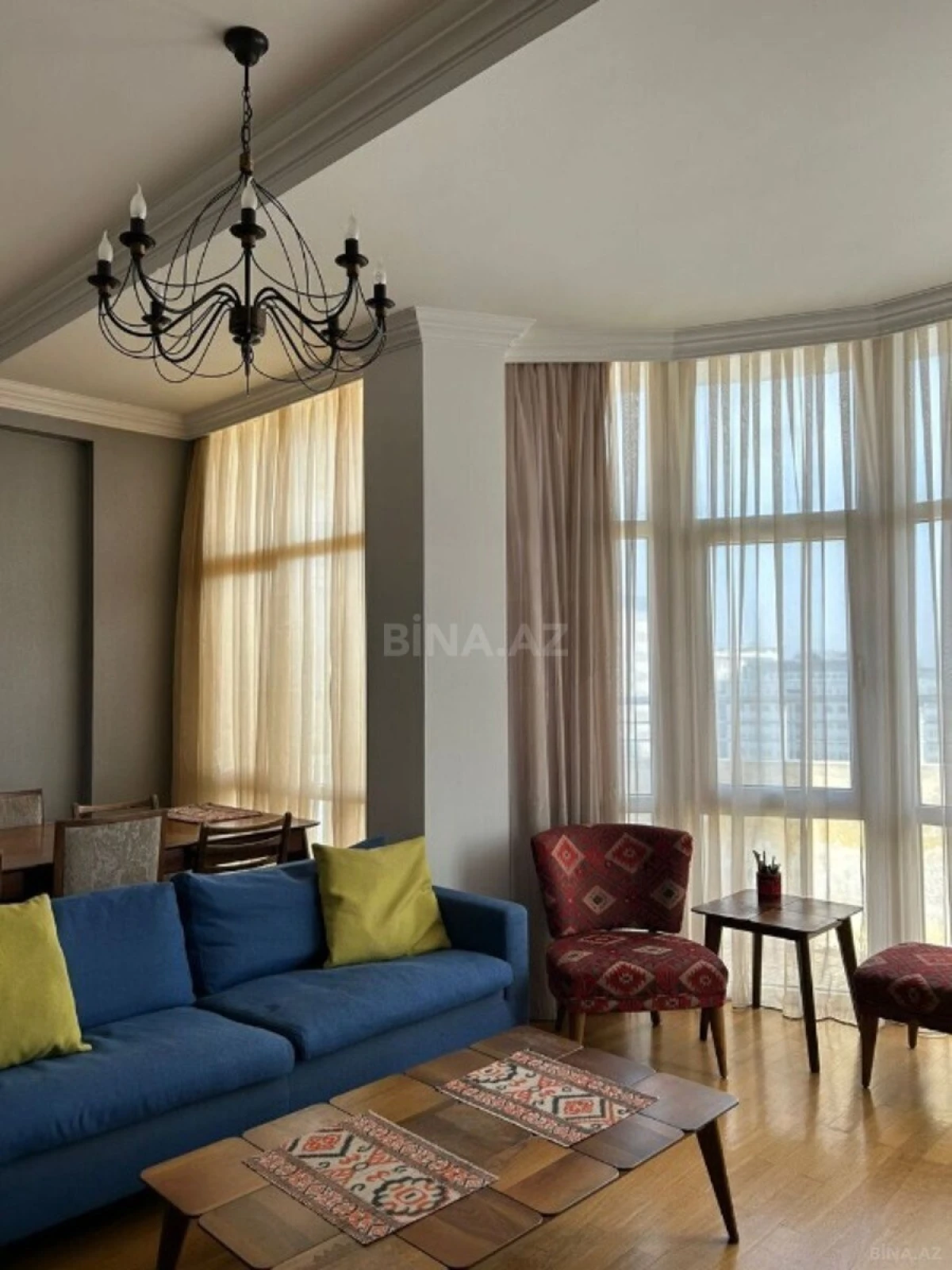 Kirayə verilir 3 otaqlı mənzil 105 m²
