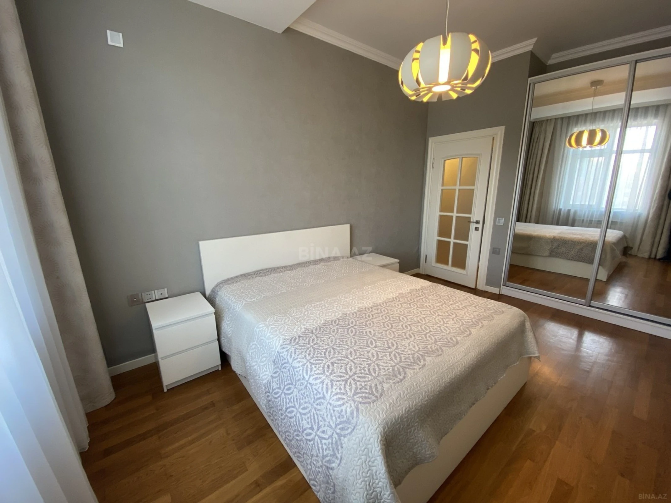 Kirayə verilir 3 otaqlı mənzil 105 m²