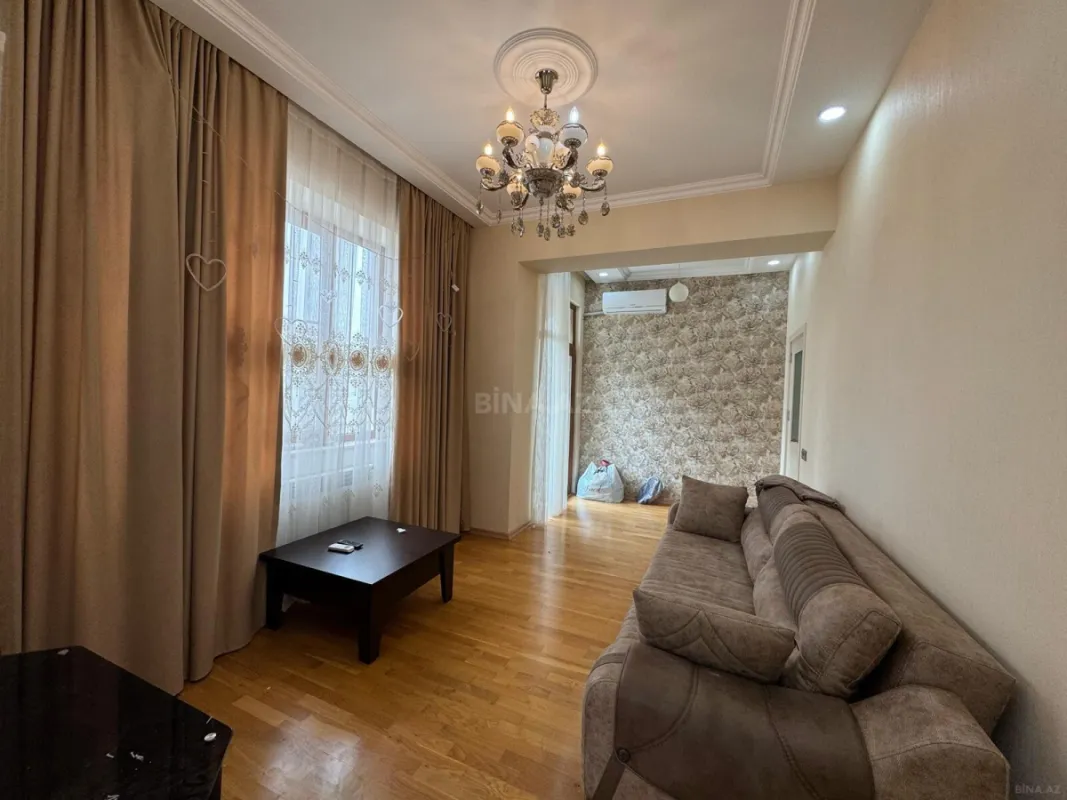 Satılır 2 otaqlı mənzil 55 m²
