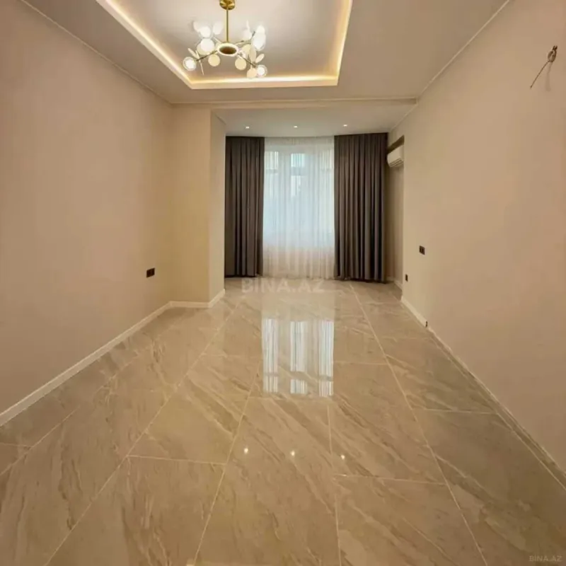 Satılır 3 otaqlı mənzil 150 m²