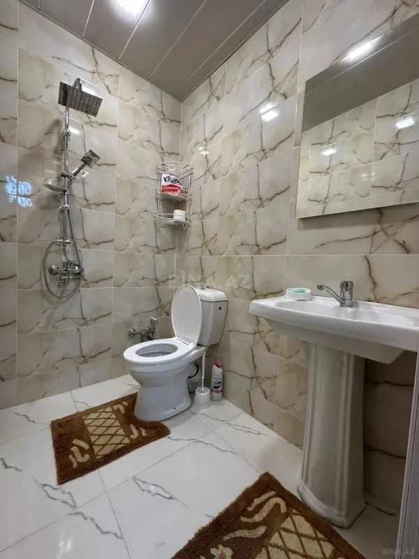 Satılır 2 otaqlı mənzil 93 m²