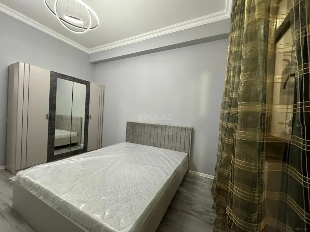 Satılır 2 otaqlı mənzil 93 m²
