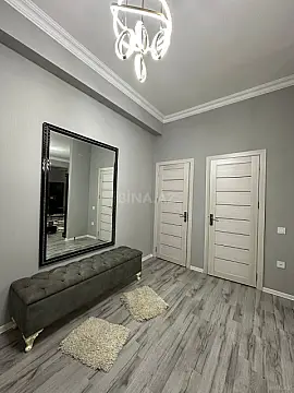 Satılır 2 otaqlı mənzil 93 m²