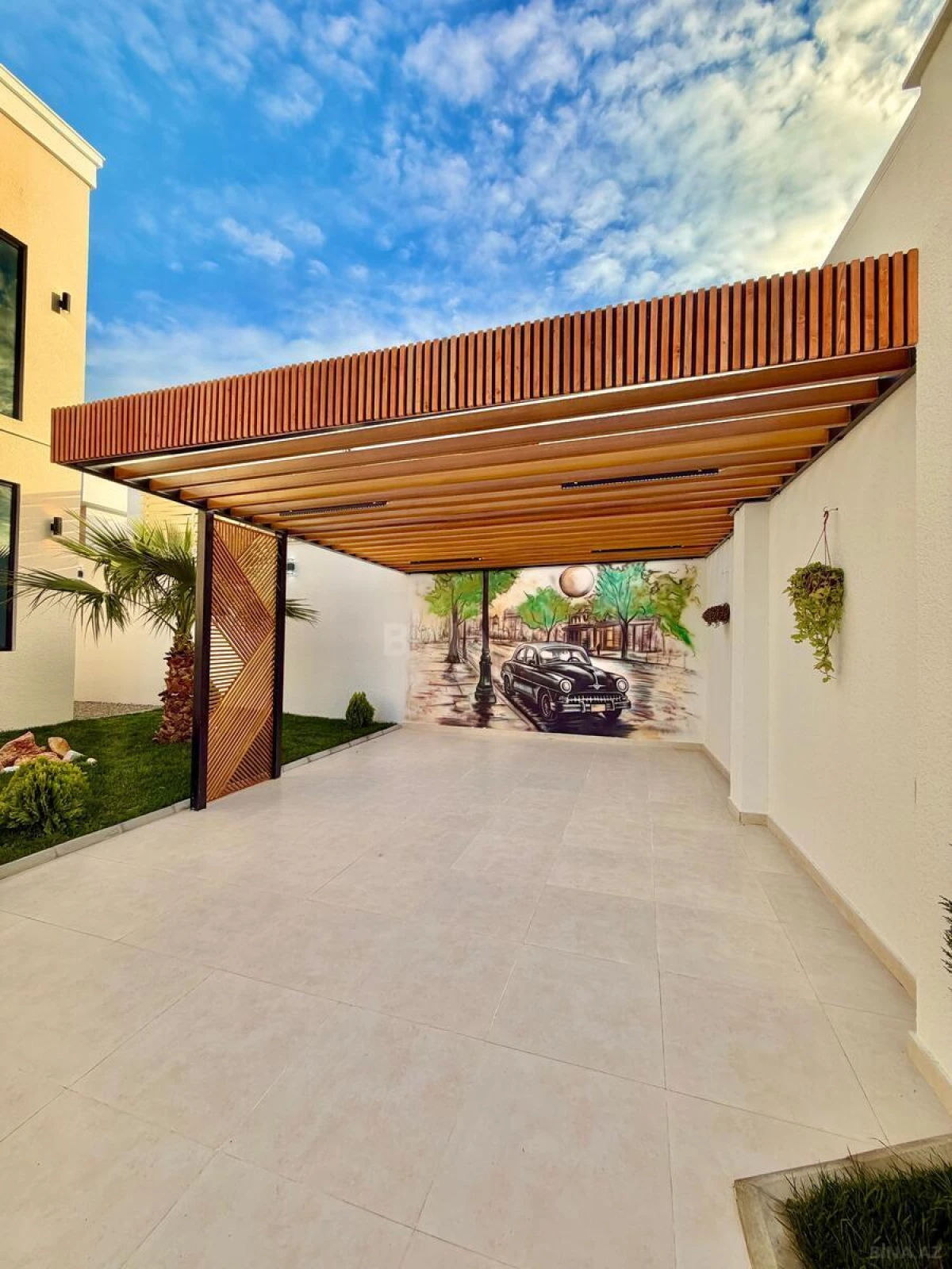 Satılır 5 otaqlı həyət evi 390 m²