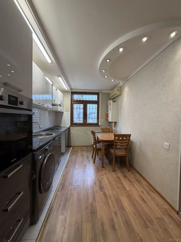 Satılır 3 otaqlı mənzil 60 m²