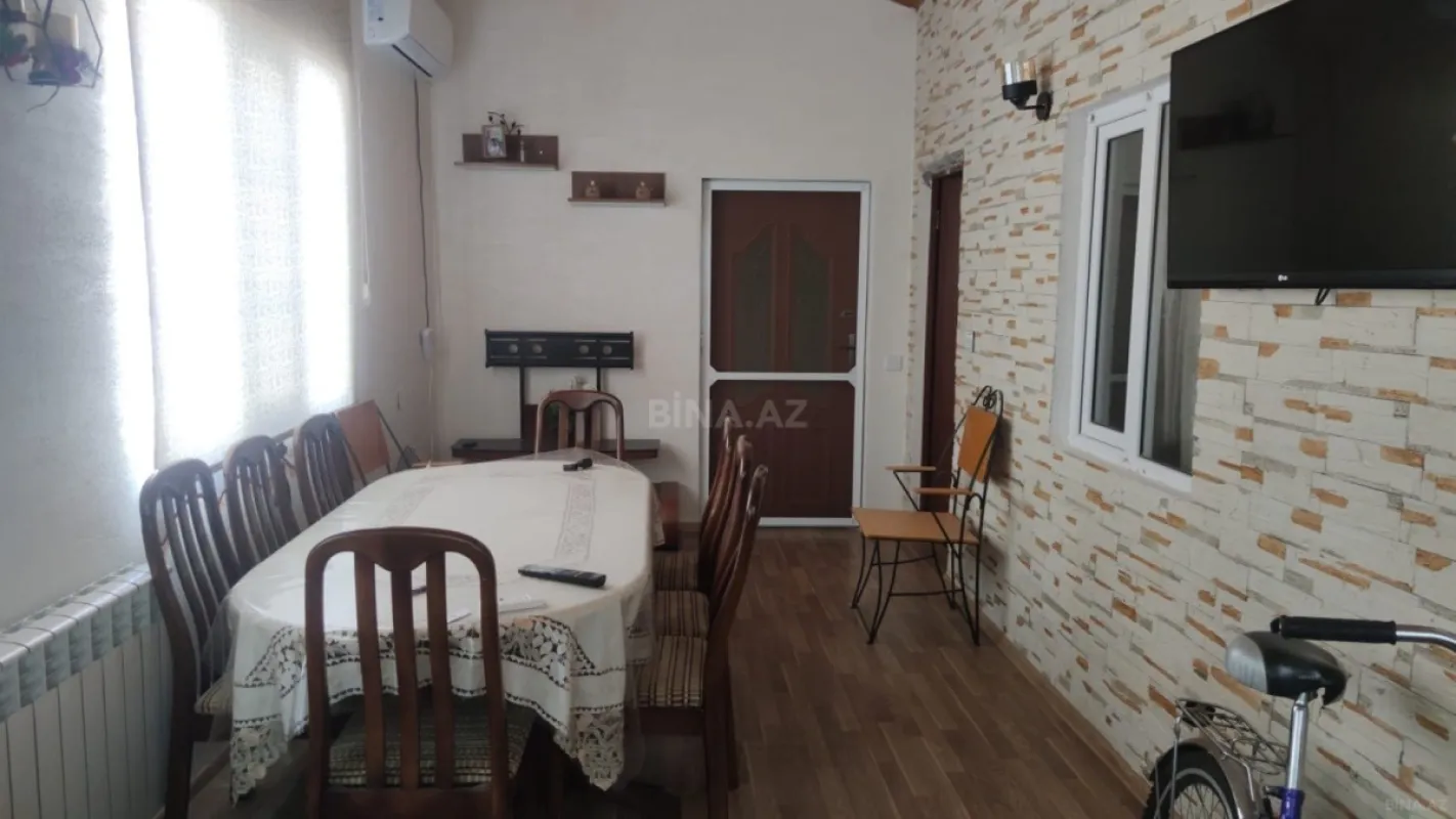 Satılır 4 otaqlı həyət evi 100 m²