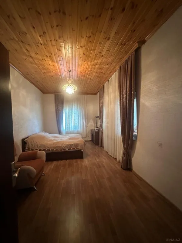 Satılır 4 otaqlı həyət evi 100 m²