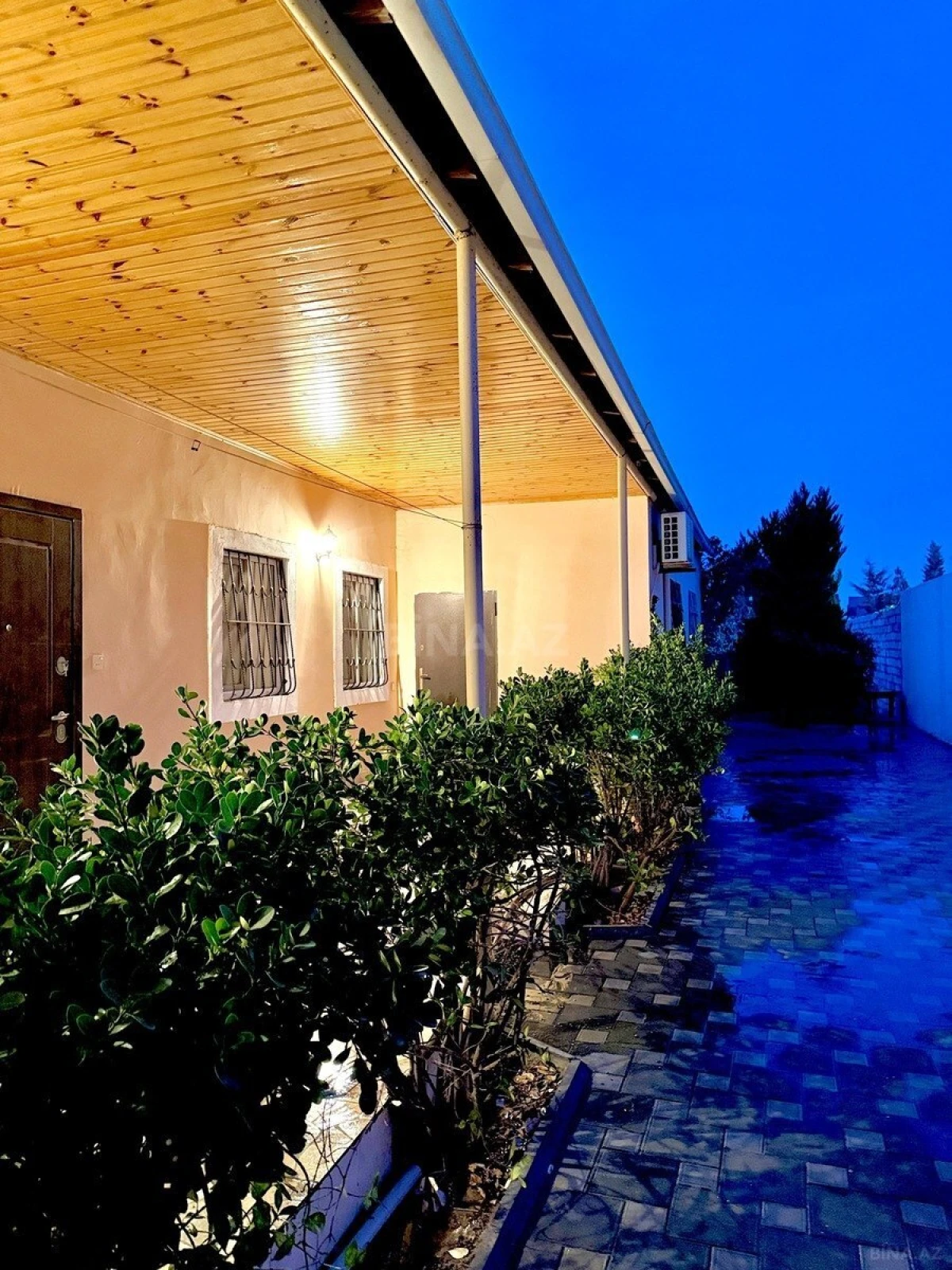 Satılır 4 otaqlı həyət evi 100 m²