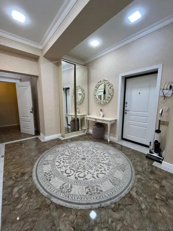 Kirayə verilir 3 otaqlı mənzil 115 m²