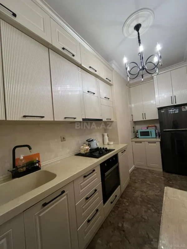 Kirayə verilir 3 otaqlı mənzil 115 m²
