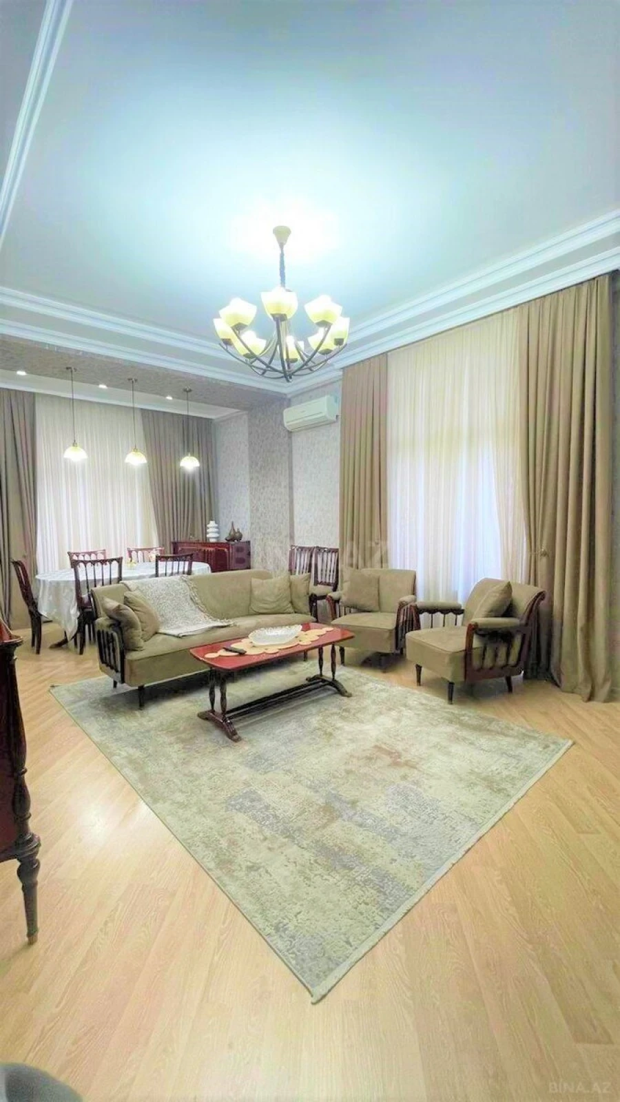 Satılır 3 otaqlı mənzil 120 m²