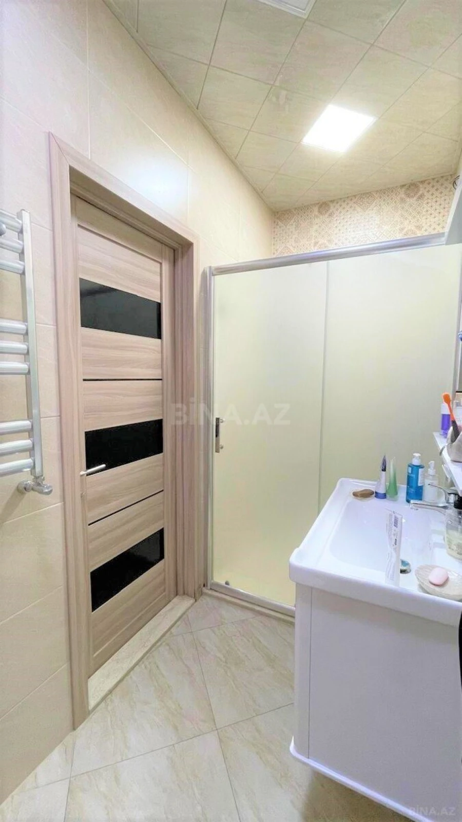 Satılır 3 otaqlı mənzil 120 m²