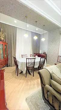 Satılır 3 otaqlı mənzil 120 m²