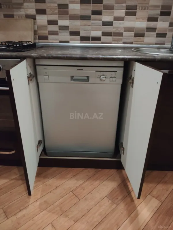 Kirayə verilir 2 otaqlı mənzil 100 m²