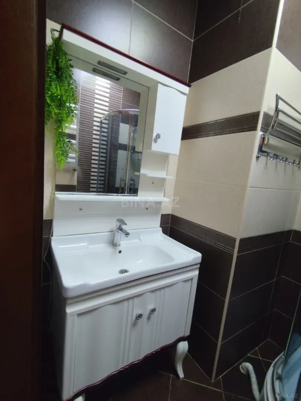 Kirayə verilir 2 otaqlı mənzil 100 m²