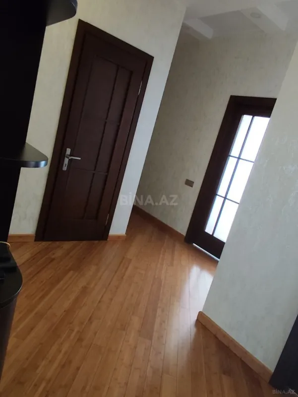 Kirayə verilir 2 otaqlı mənzil 100 m²