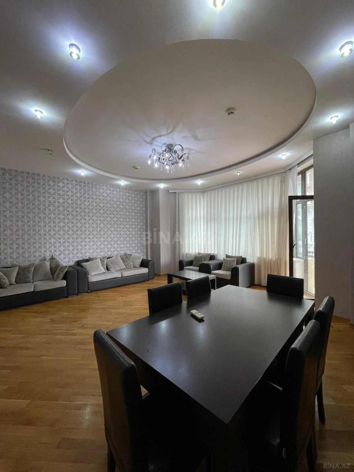 Kirayə verilir 4 otaqlı ofis 150 m²