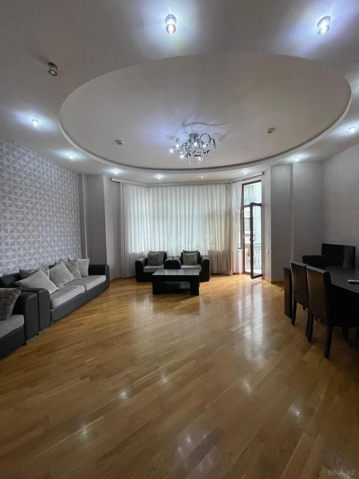 Kirayə verilir 4 otaqlı ofis 150 m²