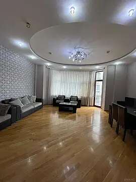 Kirayə verilir 4 otaqlı ofis 150 m²