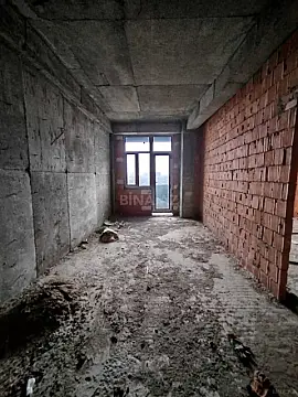 Satılır 2 otaqlı mənzil 82 m²