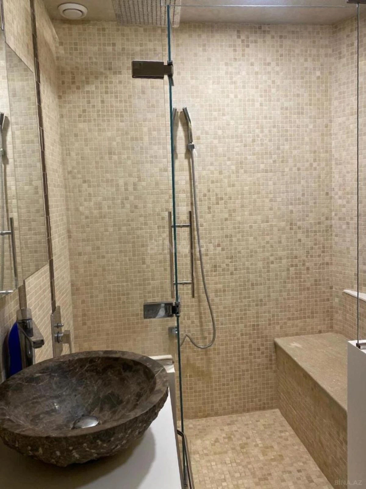 Satılır 3 otaqlı mənzil 92 m²