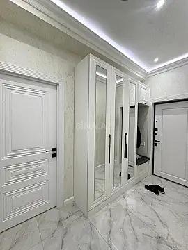 Satılır 3 otaqlı mənzil 95 m²