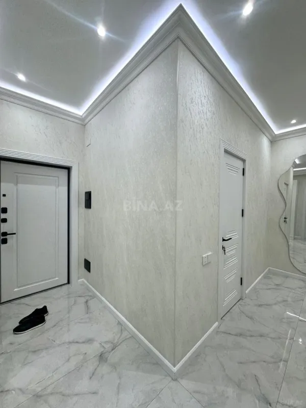 Satılır 3 otaqlı mənzil 95 m²
