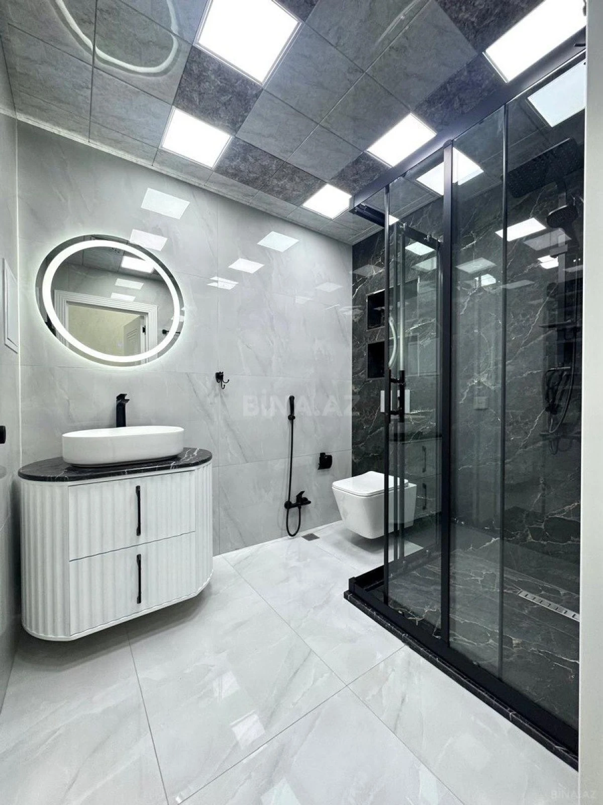 Satılır 3 otaqlı mənzil 95 m²