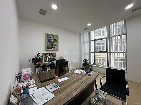 Kirayə verilir 1 otaqlı ofis 38 m²