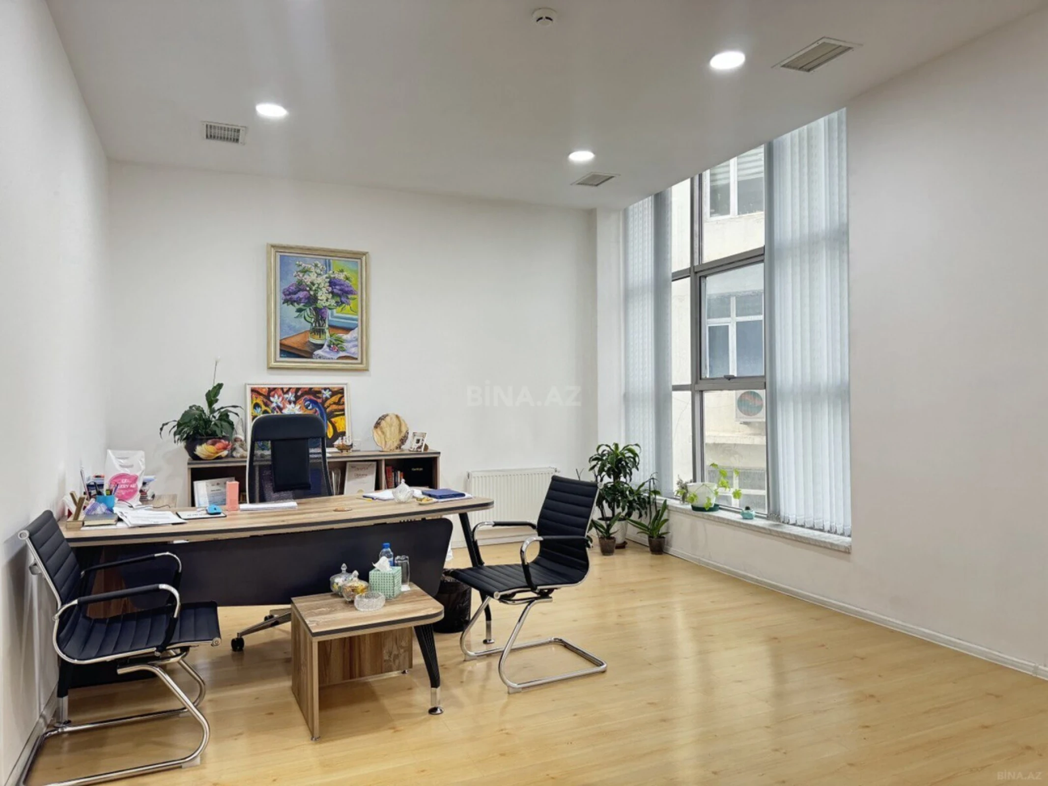 Kirayə verilir 1 otaqlı ofis 38 m²