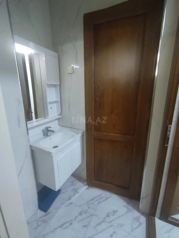 Satılır 3 otaqlı mənzil 106 m²