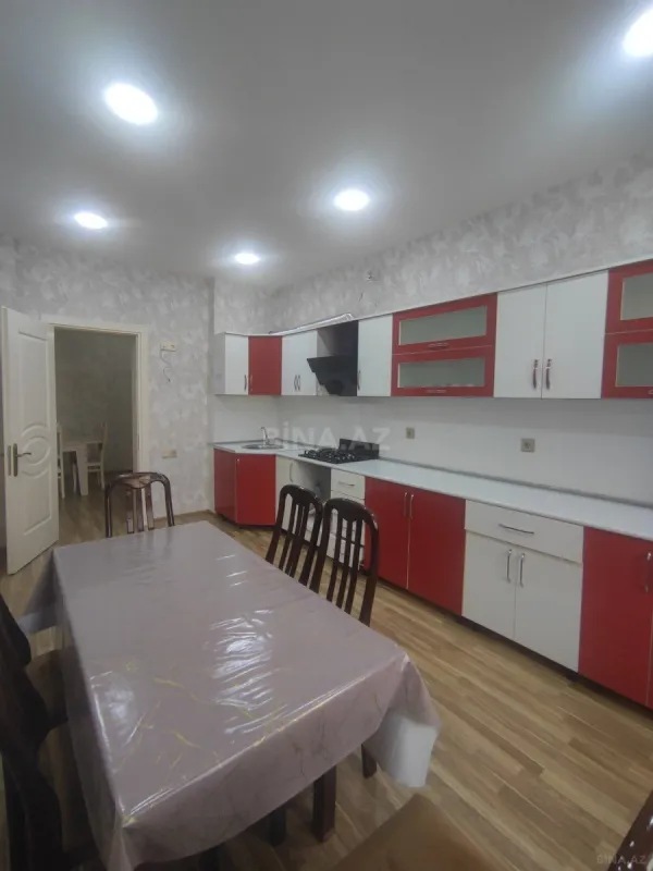 Satılır 3 otaqlı mənzil 106 m²