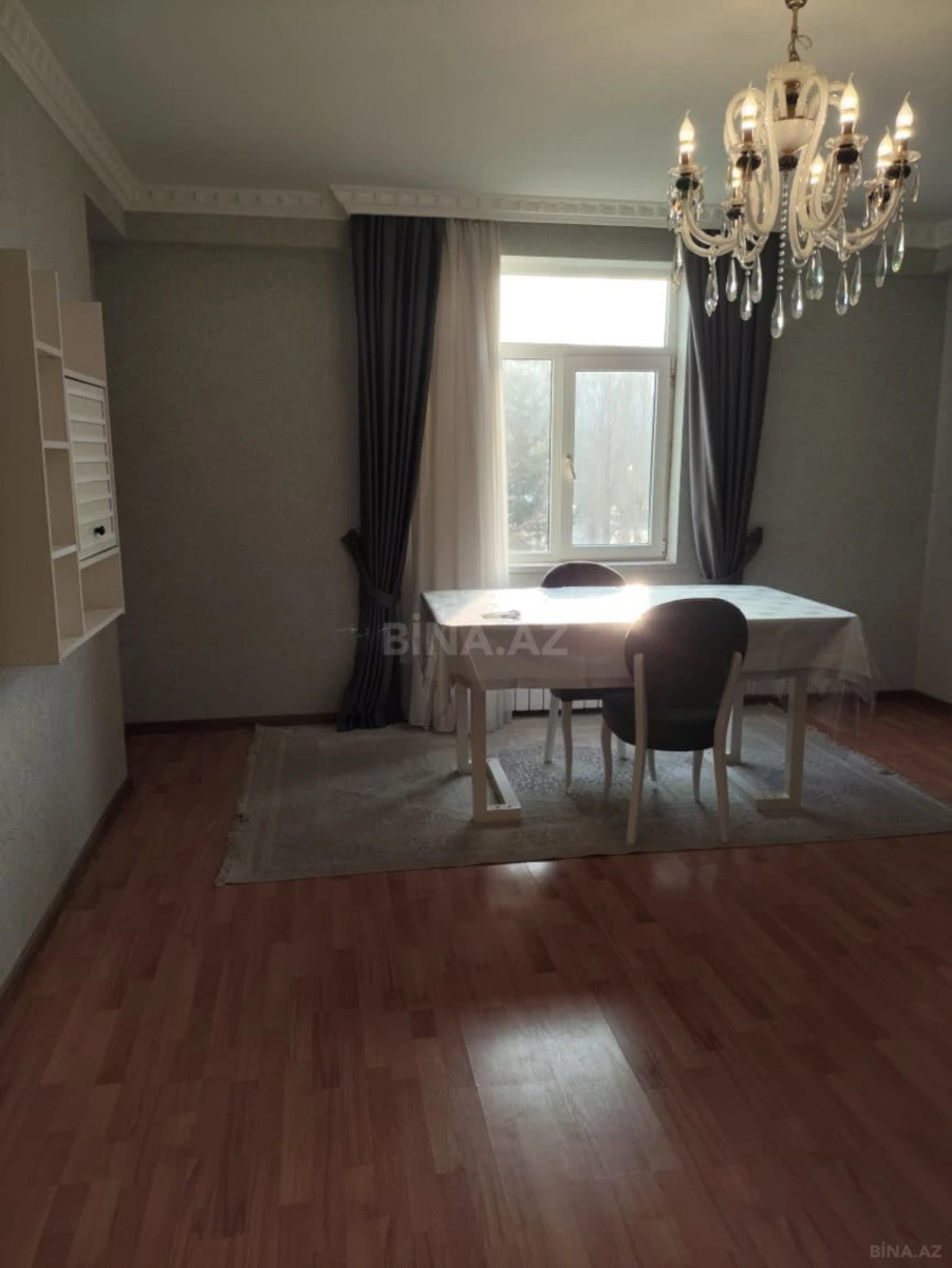 Satılır 3 otaqlı mənzil 76.2 m²