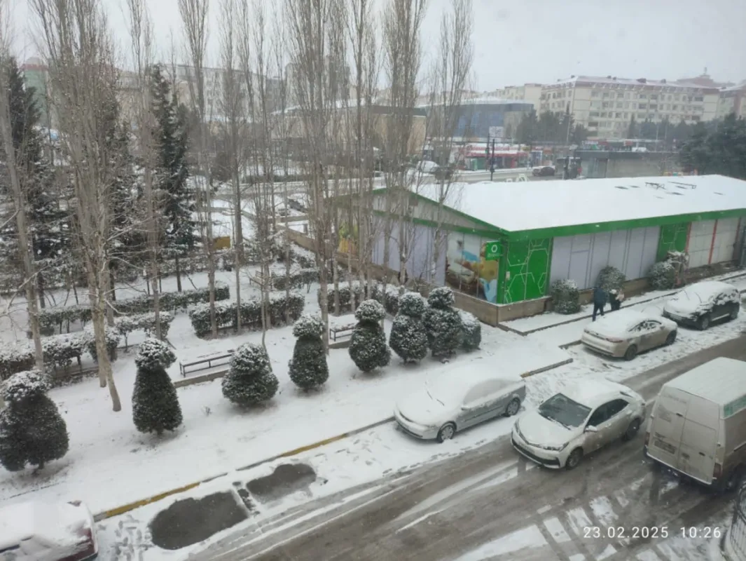 Satılır 3 otaqlı mənzil 76.2 m²