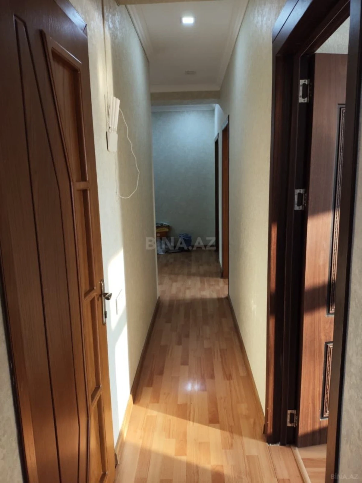 Satılır 3 otaqlı mənzil 76.2 m²