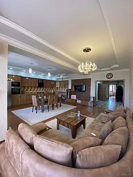 Kirayə verilir 3 otaqlı mənzil 120 m²