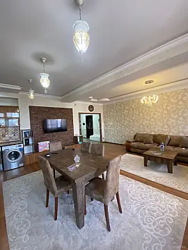 Kirayə verilir 3 otaqlı mənzil 120 m²