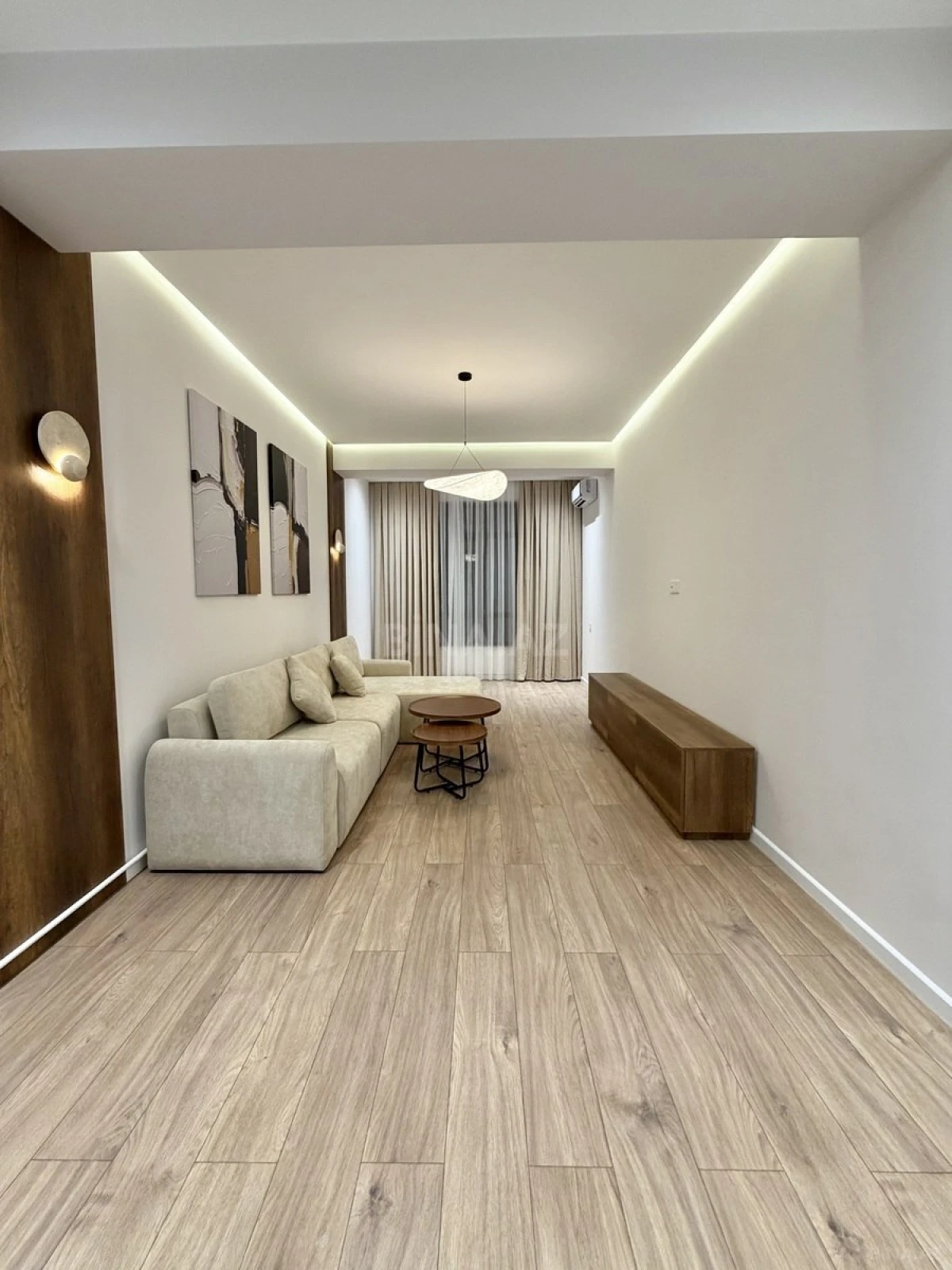 Satılır 2 otaqlı mənzil 70 m²