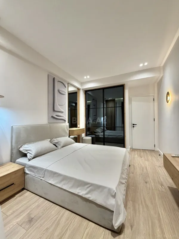 Satılır 2 otaqlı mənzil 70 m²